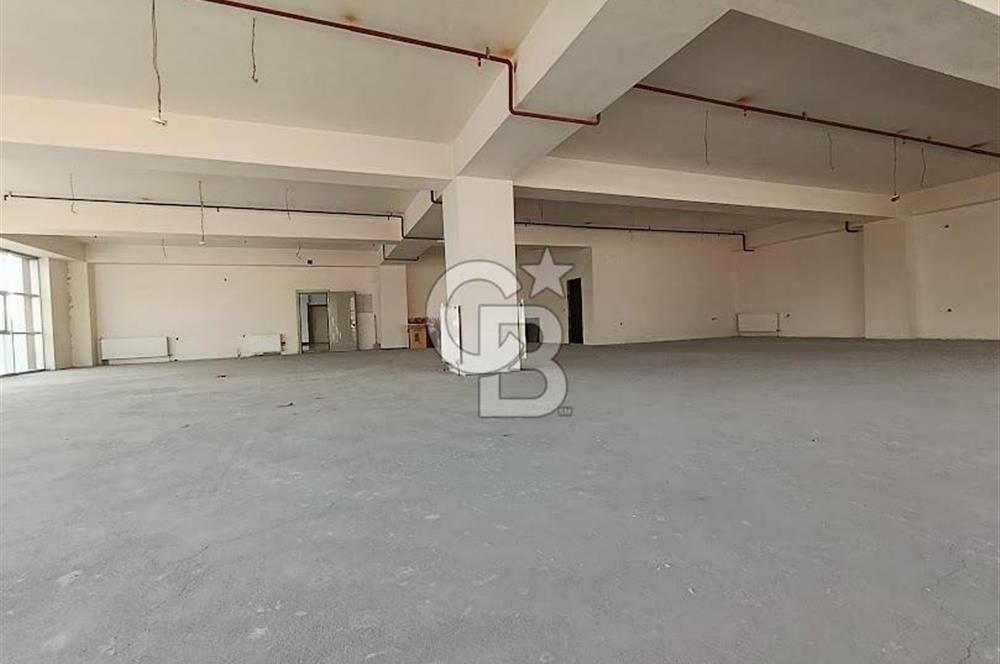 ŞAŞMAZ MERKEZDE CADDE ÜZERİNDE ŞEREFİYELİ 3 CEPHELİ KATTA OFİS