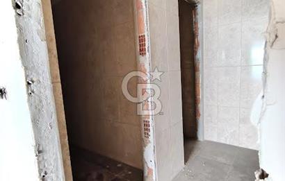 ŞAŞMAZ MERKEZDE CADDE ÜZERİNDE ŞEREFİYELİ 3 CEPHELİ KATTA OFİS