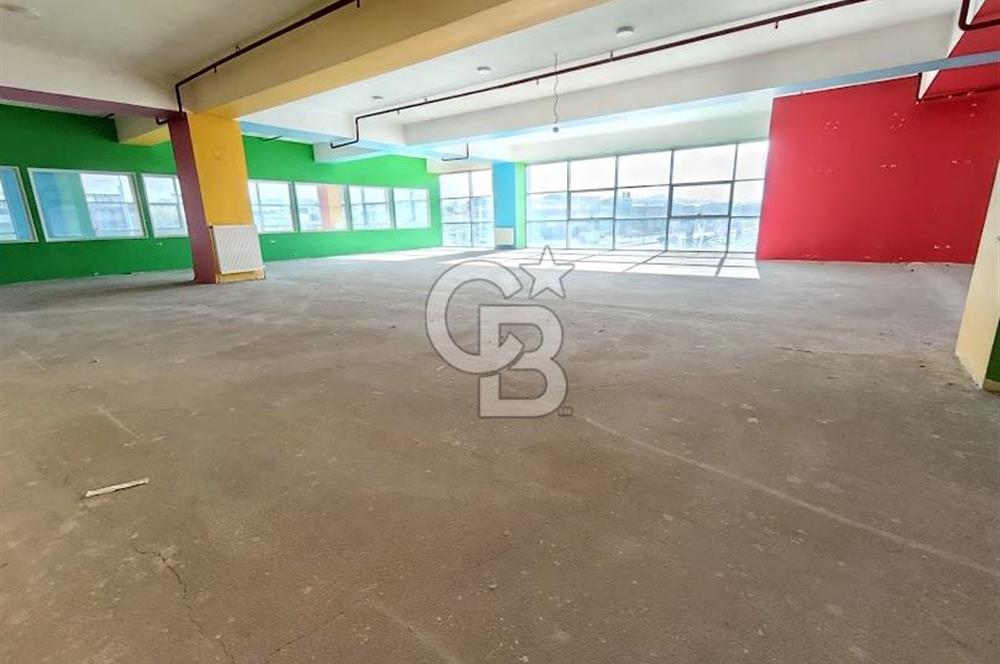 ŞAŞMAZ SANAYİ MERKEZİNDE GENİŞ FERAH YAPILI KİRALIK OFİS