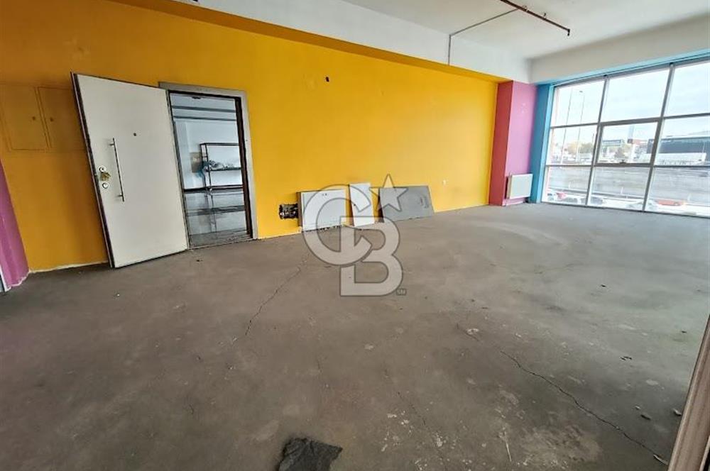 ŞAŞMAZ SANAYİ MERKEZİNDE GENİŞ FERAH YAPILI KİRALIK OFİS