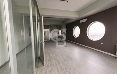 ŞAŞMAZ BULVARINDA CADDE CEPHELİ MÜKEMMEL LOKASYONDA OFİS