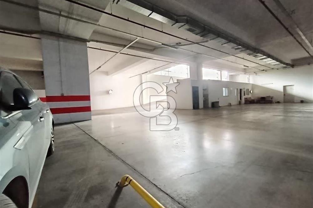 ŞAŞMAZ BULVARINDA CADDE CEPHELİ MÜKEMMEL LOKASYONDA OFİS