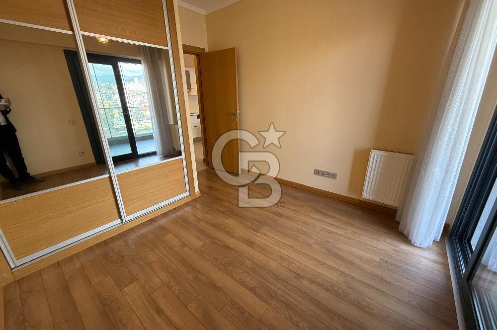 Mavişehir Modern 4 Kiralık 1+1 Daire Havuz ve Peyzaj Manzaralı