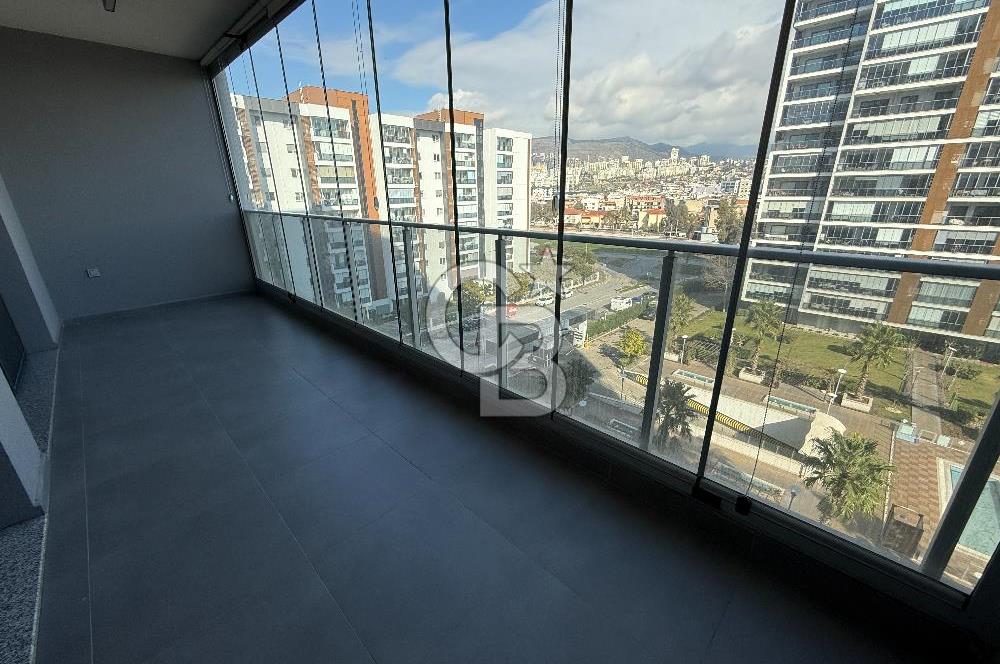 Mavişehir Modern 4 Kiralık 1+1 Daire Havuz ve Peyzaj Manzaralı
