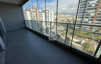 Mavişehir Modern 4 Kiralık 1+1 Daire Havuz ve Peyzaj Manzaralı