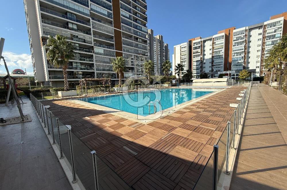 Mavişehir Modern 4 Kiralık 1+1 Daire Havuz ve Peyzaj Manzaralı