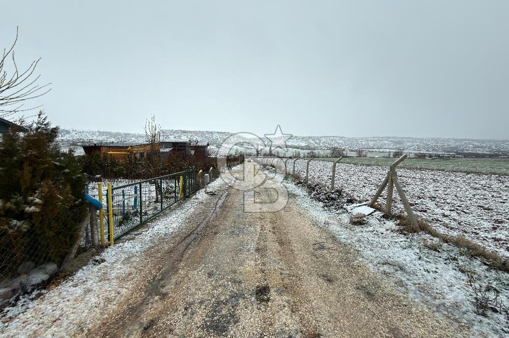 Şehir Merkezine 15 Km Göl manzaralı 35 m² Evli Hobi Bahçesi