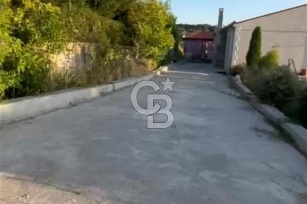 HENDEK DEREKÖY YOLA 155 M CEPHE İÇİNDE EV OLAN 0.40 KONUT İMARLI