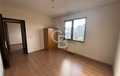 TUNAHAN'DA SUTEK SİTESİNDE SATILIK BÜYÜK TİP METRO YAKINI 2+1