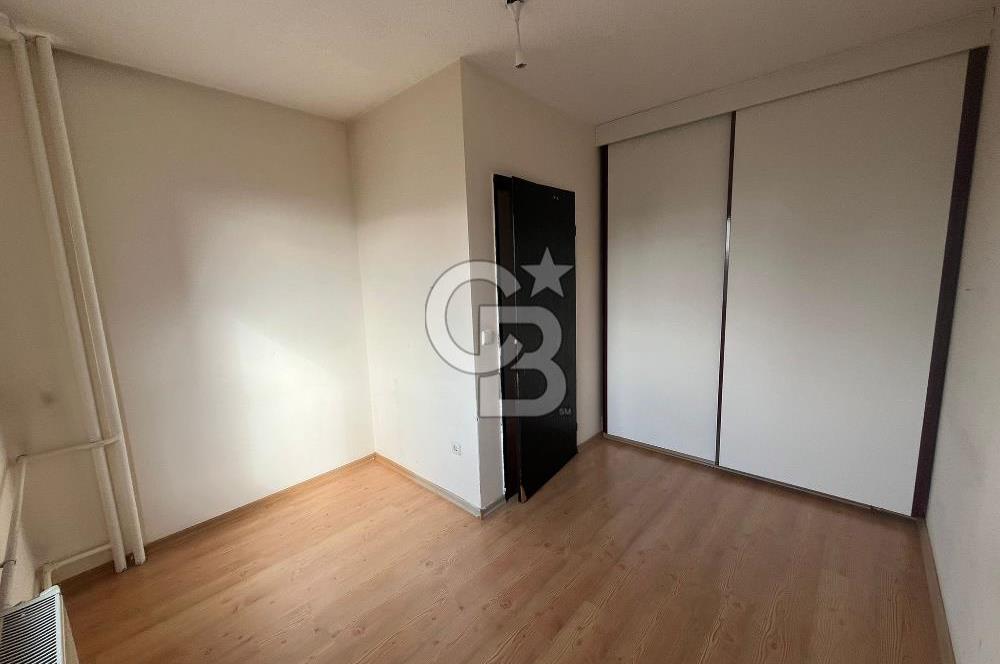 TUNAHAN'DA SUTEK SİTESİNDE SATILIK BÜYÜK TİP METRO YAKINI 2+1