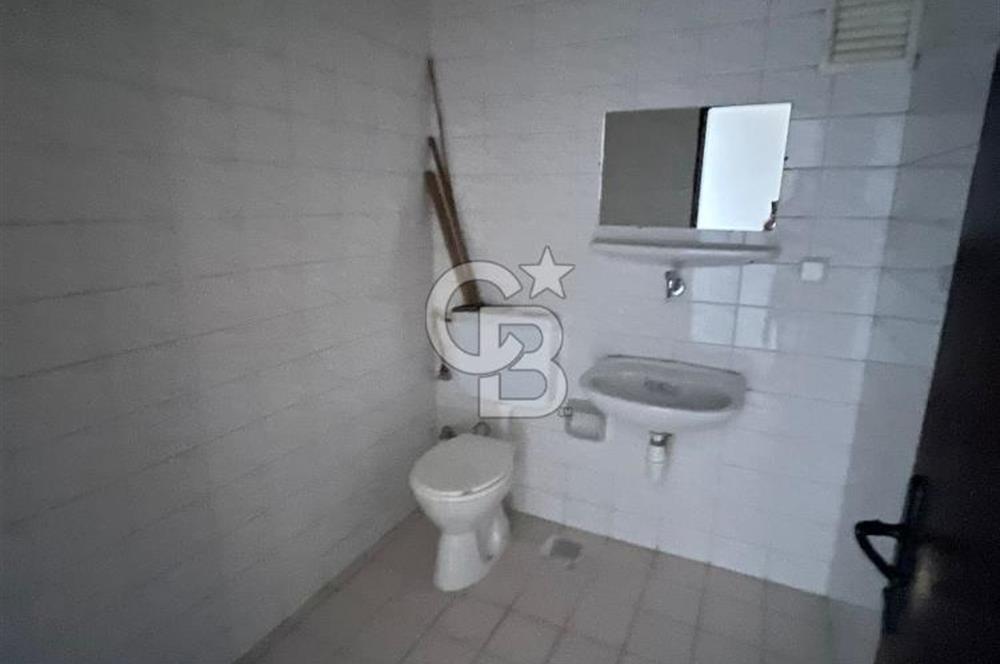 TUNAHAN'DA SUTEK SİTESİNDE SATILIK BÜYÜK TİP METRO YAKINI 2+1