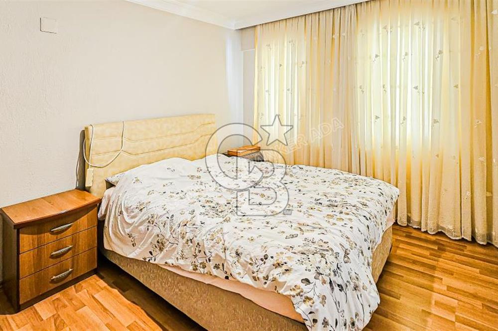 KUŞADASINDA HER KATINDAN DENİZ MANZARALI 7+2 MÜSTAKİL VİLLA