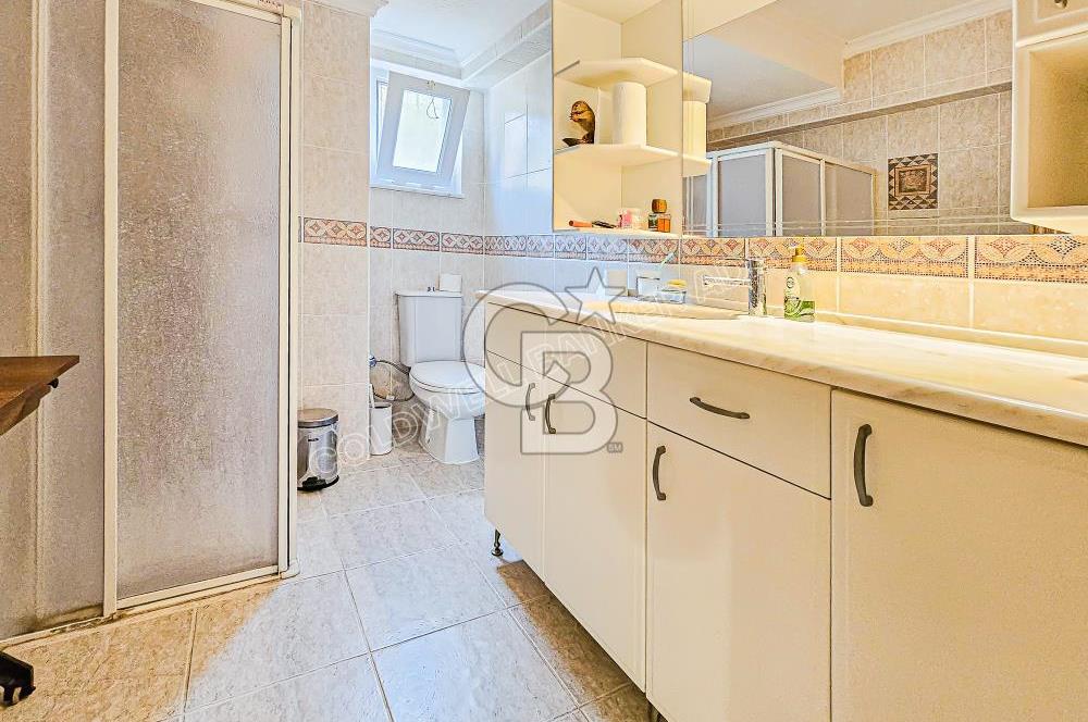 KUŞADASINDA HER KATINDAN DENİZ MANZARALI 7+2 MÜSTAKİL VİLLA