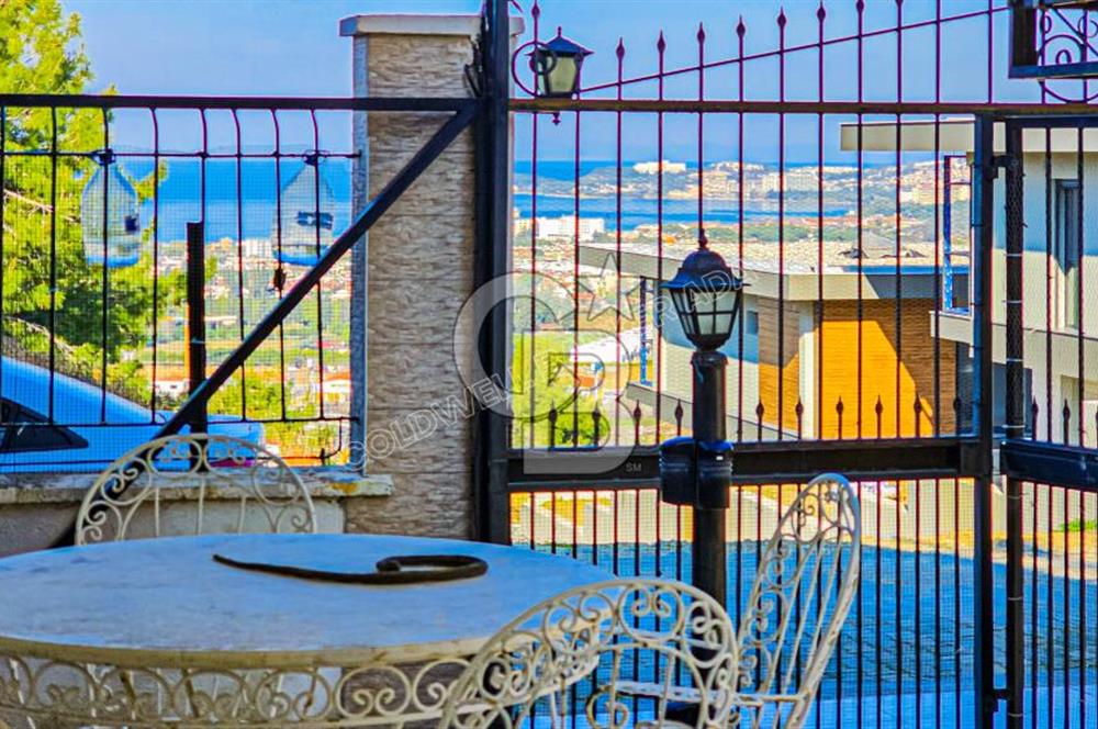 KUŞADASINDA HER KATINDAN DENİZ MANZARALI 7+2 MÜSTAKİL VİLLA