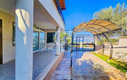 KUŞADASINDA HER KATINDAN DENİZ MANZARALI 7+2 MÜSTAKİL VİLLA