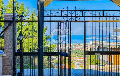 KUŞADASINDA HER KATINDAN DENİZ MANZARALI 7+2 MÜSTAKİL VİLLA