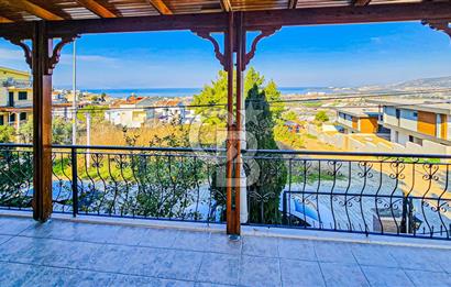 KUŞADASINDA HER KATINDAN DENİZ MANZARALI 7+2 MÜSTAKİL VİLLA