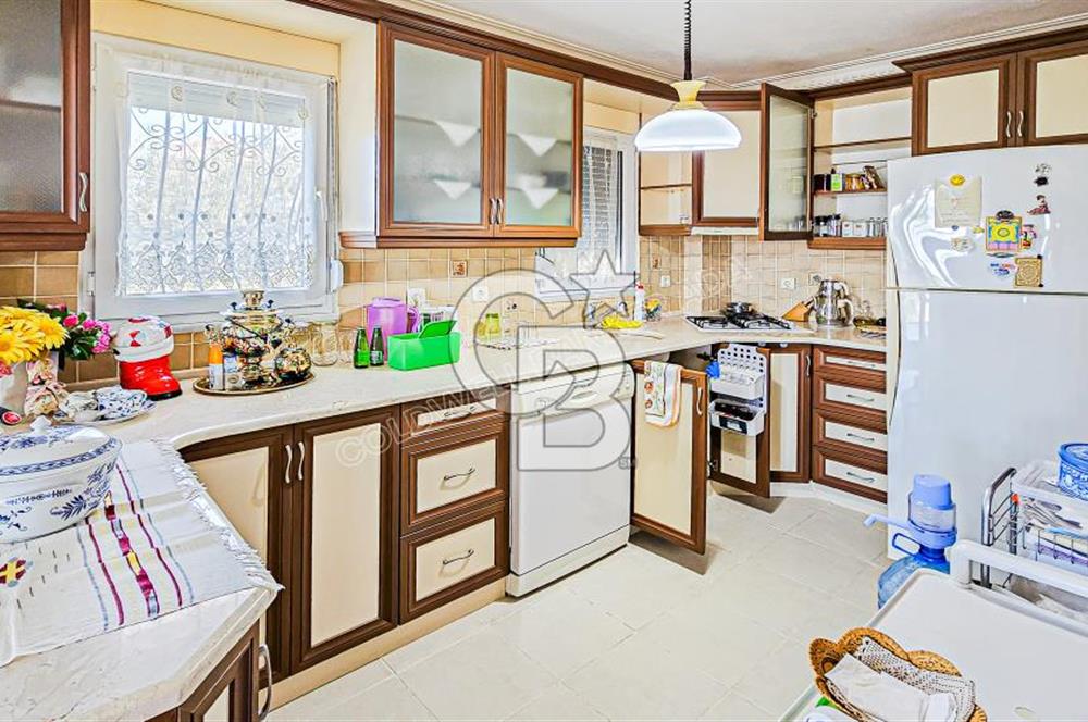 KUŞADASINDA HER KATINDAN DENİZ MANZARALI 7+2 MÜSTAKİL VİLLA