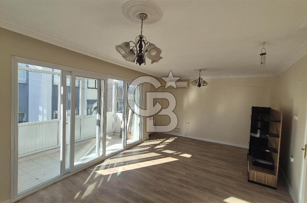 Balçova Onur Mahallesi Merkezi Yerde Bakımlı Kiralık 4+1 Daire