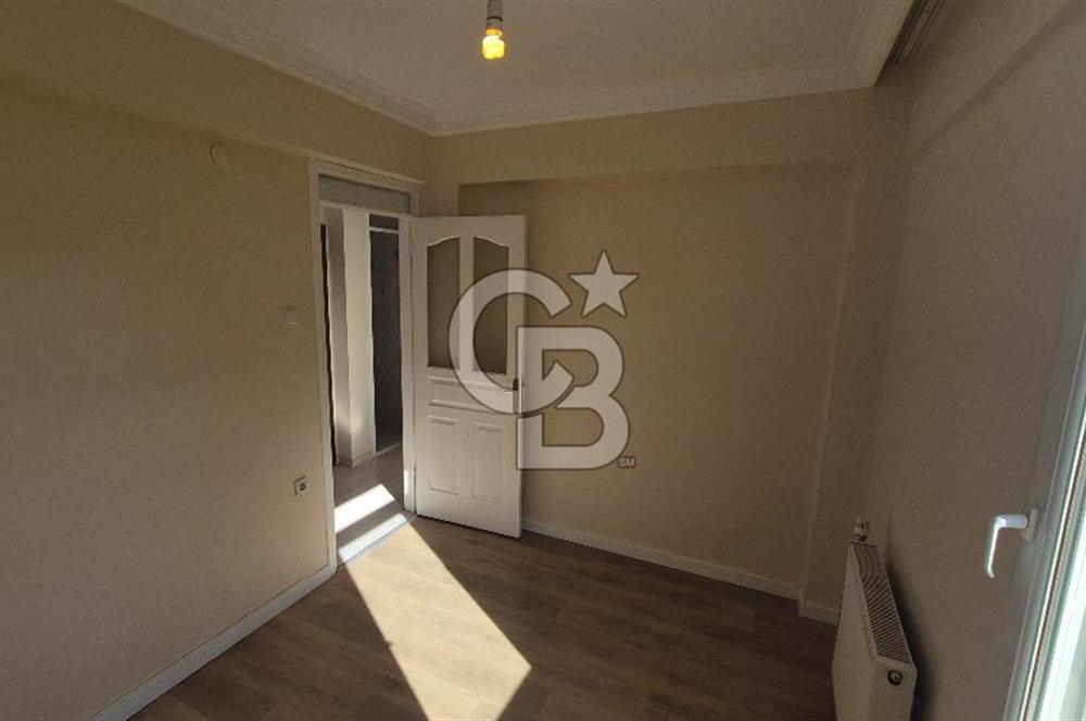 Balçova Onur Mahallesi Merkezi Yerde Bakımlı Kiralık 4+1 Daire