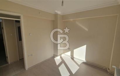 Balçova Onur Mahallesi Merkezi Yerde Bakımlı Kiralık 4+1 Daire