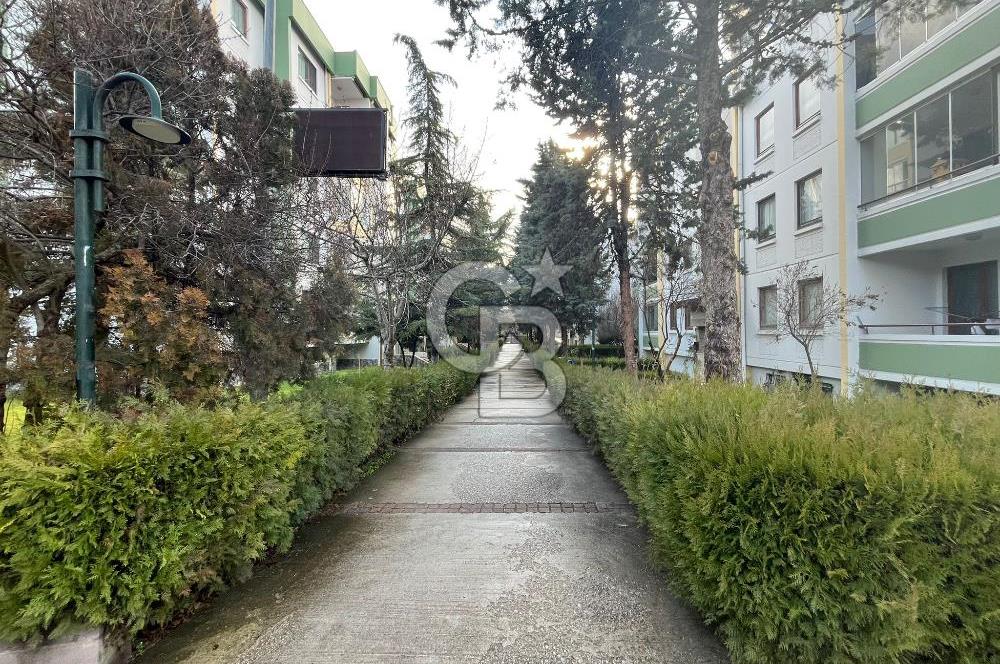 TUNAHAN'DA SUTEK SİTESİNDE SATILIK BÜYÜK TİP METRO YAKINI 2+1