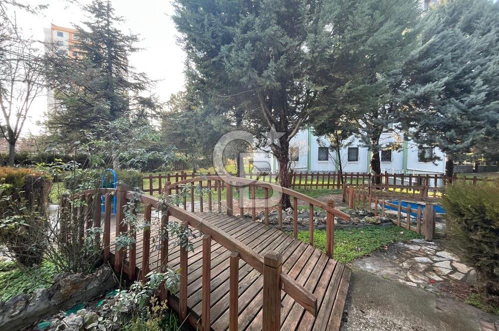 TUNAHAN'DA SUTEK SİTESİNDE SATILIK BÜYÜK TİP METRO YAKINI 2+1