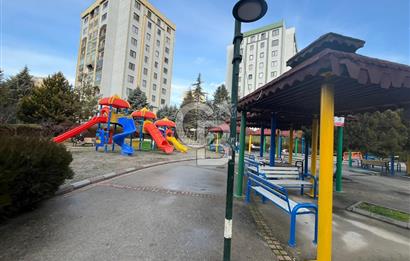 TUNAHAN'DA SUTEK SİTESİNDE SATILIK BÜYÜK TİP METRO YAKINI 2+1