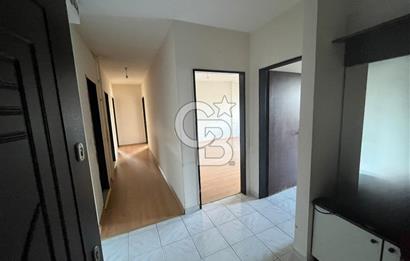 TUNAHAN'DA SUTEK SİTESİNDE SATILIK BÜYÜK TİP METRO YAKINI 2+1