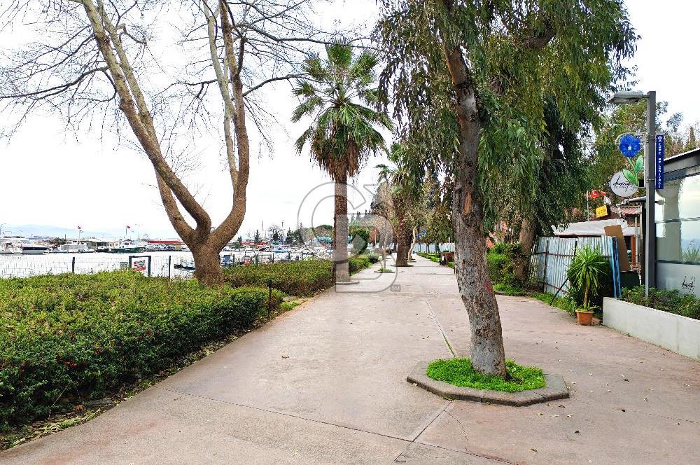 Eskihisar SAHİLDE Denize Sıfır, İki Katlı SATILIK DÜKKAN, İŞYERİ