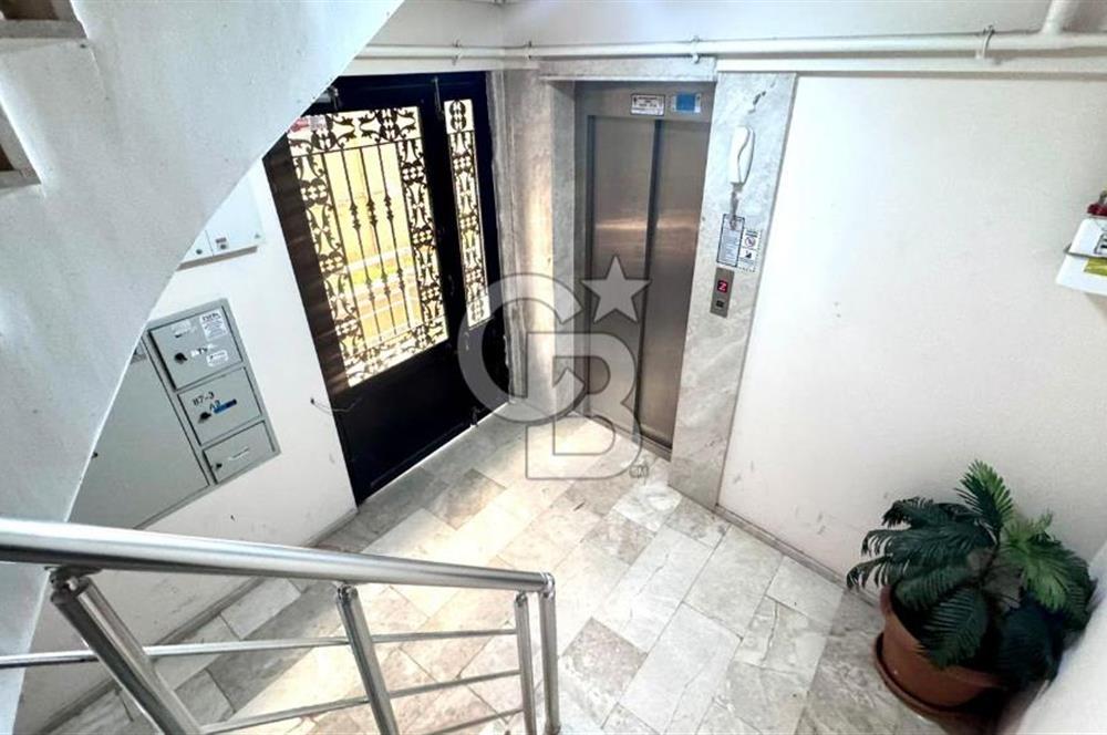 BUCA MENDRES CADDESİ SATILIK 3+1 DAİRE