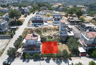 KUŞADASI MERKEZDE DENİZ MANZARALI SATILIK VİLLA İMARLI ARSA - 1 - 331374