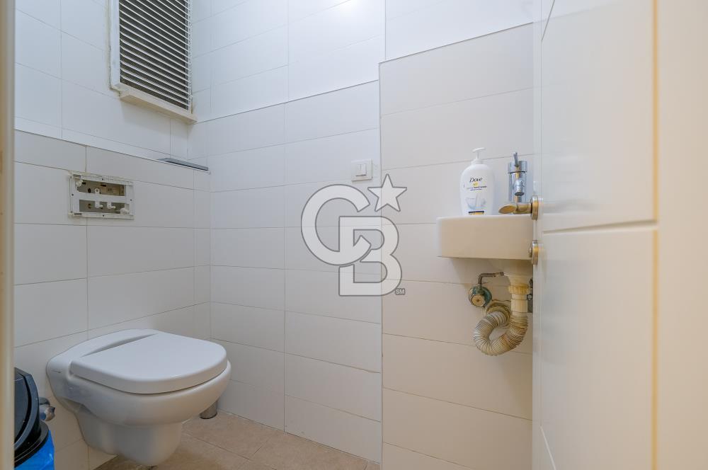 Fırsat Akmerkez Karşısı Kiralık 3+1 Otoparklı Ofis Katı