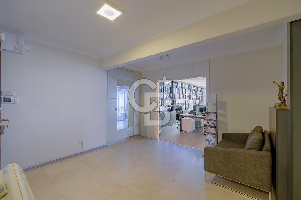 Fırsat Akmerkez Karşısı Kiralık 3+1 Otoparklı Ofis Katı