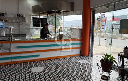 Balçova Mithatpaşa Caddesi üzerinde Devren Kiralık