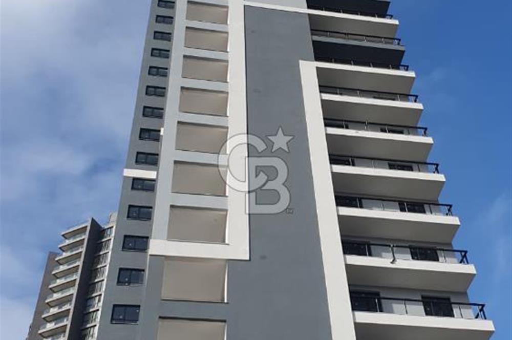 LÜKS SİTE İÇİ 20.KAT GÖL MANZARALI DAİRE+DÜKKAN HİSSE