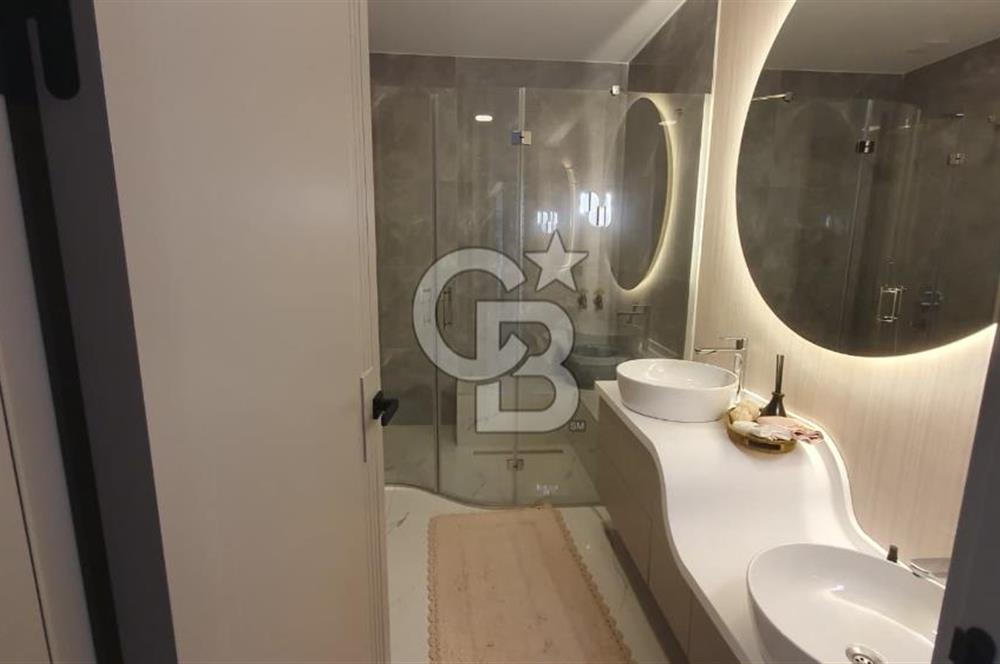 LÜKS SİTE İÇİ 20.KAT GÖL MANZARALI DAİRE+DÜKKAN HİSSE