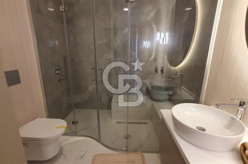 LÜKS SİTE İÇİ 20.KAT GÖL MANZARALI DAİRE+DÜKKAN HİSSE