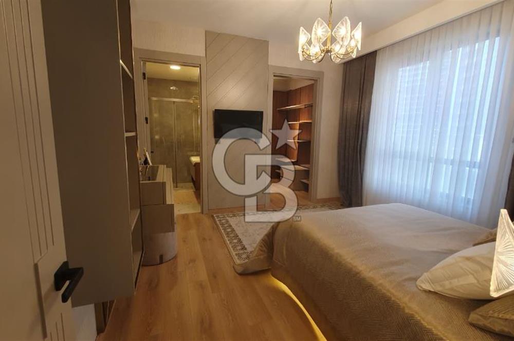 LÜKS SİTE İÇİ 20.KAT GÖL MANZARALI DAİRE+DÜKKAN HİSSE