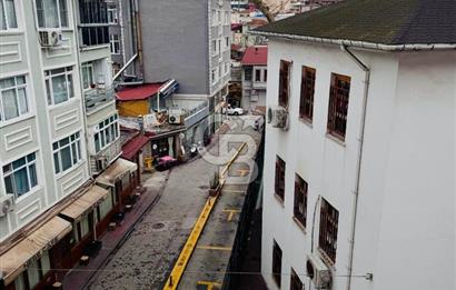 Beyoğlu Kasımpaşa'da 2+1 Kiralık Boş Daire 