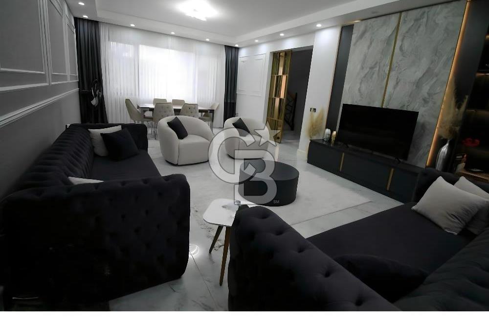 Yeni Bağlıca’da Manzaraya Hakim 6+1 Satılık Müstakil Villa