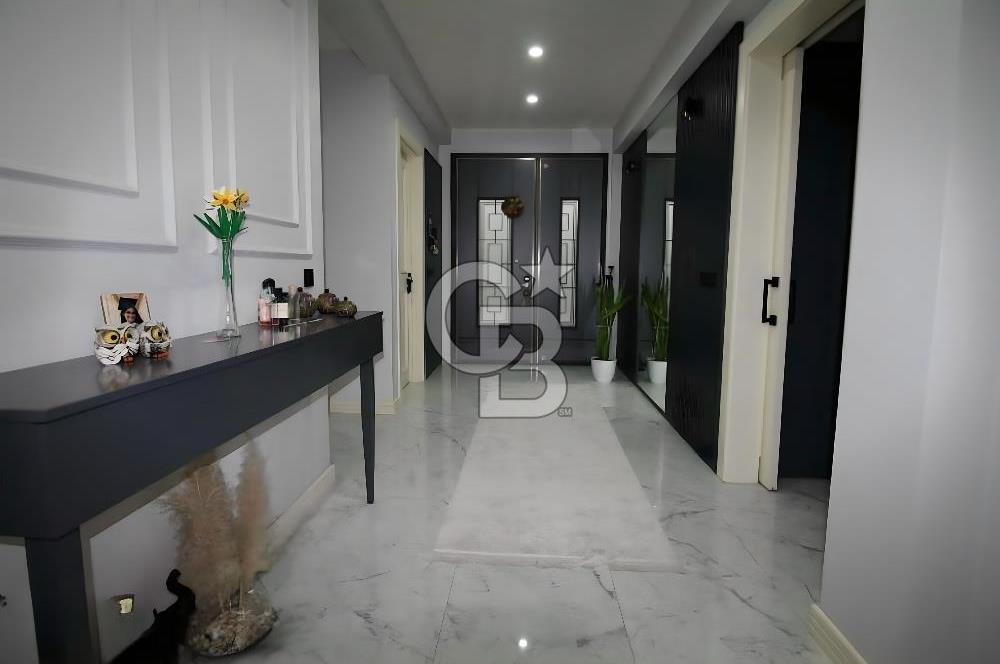 Yeni Bağlıca’da Manzaraya Hakim 6+1 Satılık Müstakil Villa