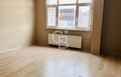 Beyoğlu Kasımpaşa'da 2+1 Kiralık Boş Daire 