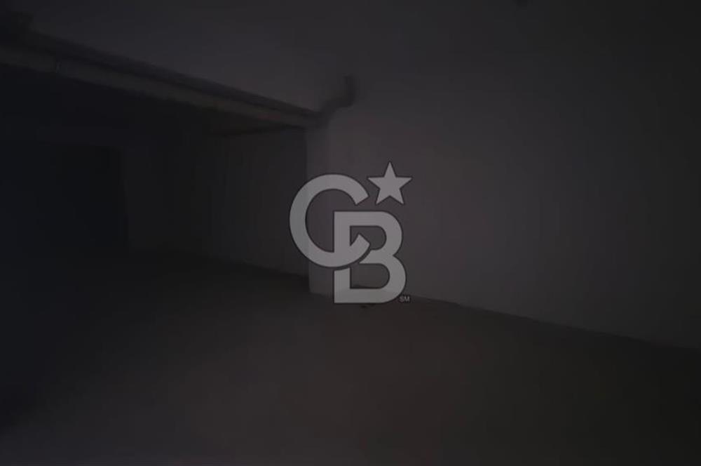 Bornova Ergene Sedeftepe Vadi Evlerinde 891 m2 Boş Depolu Dükkân