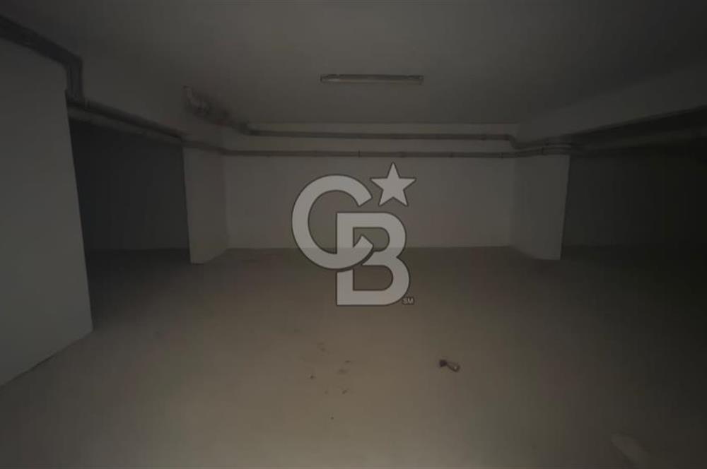 Bornova Ergene Sedeftepe Vadi Evlerinde 891 m2 Boş Depolu Dükkân