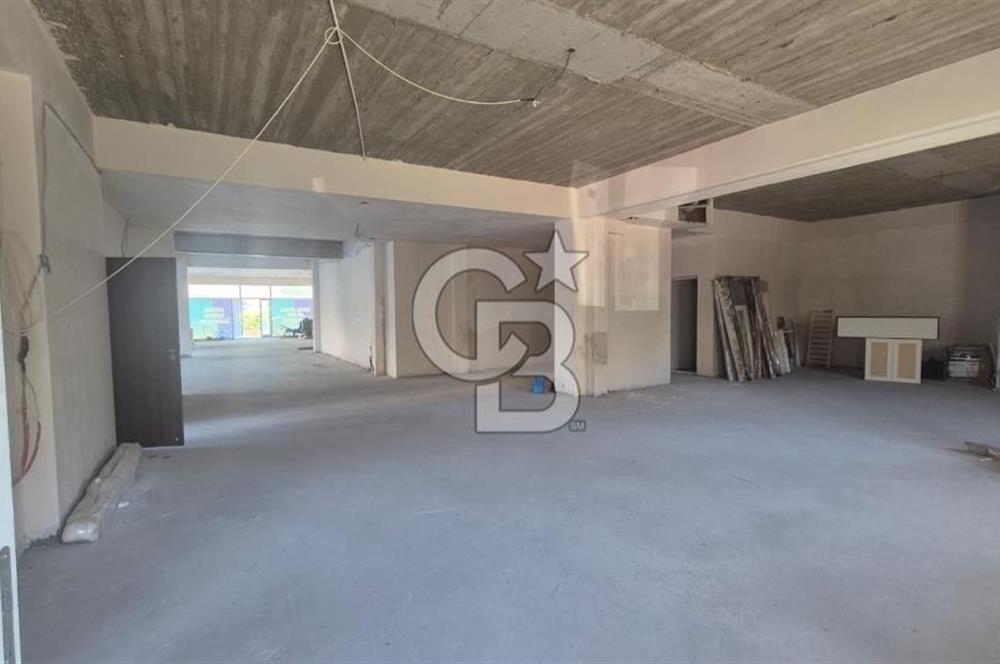 Bornova Ergene Sedeftepe Vadi Evlerinde 891 m2 Boş Depolu Dükkân
