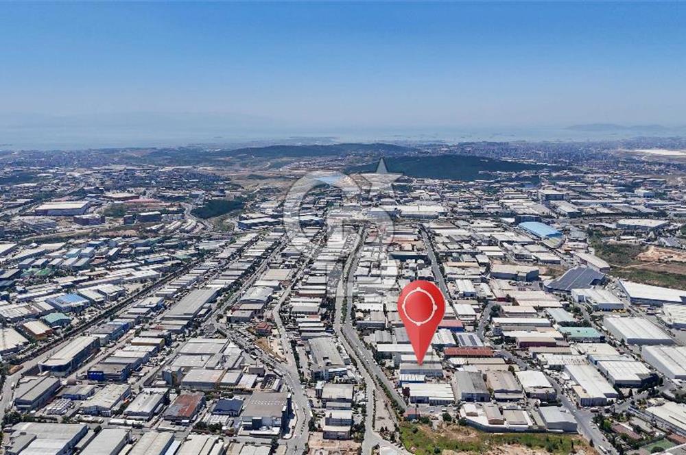 AYOSB de 3.600 m² Arsa 1.400 m² Kapalı Alanlı Kiralık Fabrika