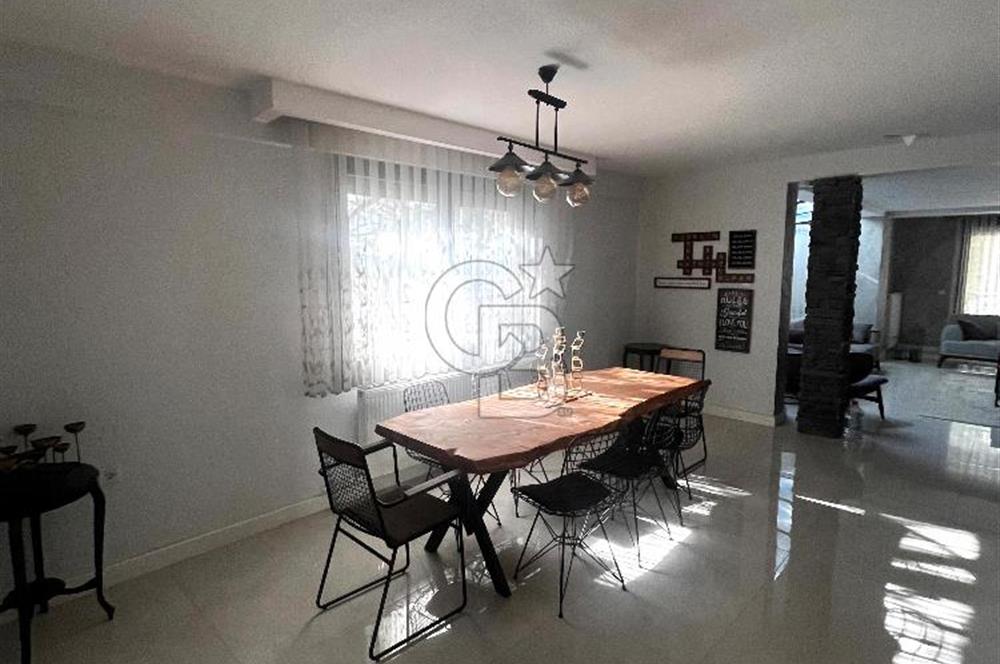 Urla Kalabak Çamkoza Evler’in de Kiralık Eşyalı Müstakil Havuzlu Villa 