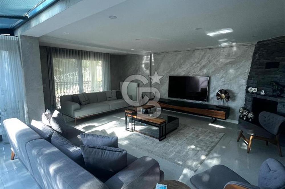 Urla Kalabak Çamkoza Evler’in de Kiralık Eşyalı Müstakil Havuzlu Villa 