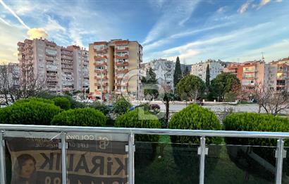 Karşıyaka Zübeyde hanım'da Tadilatlı 2+1 Eşyalı Kiralık Daire